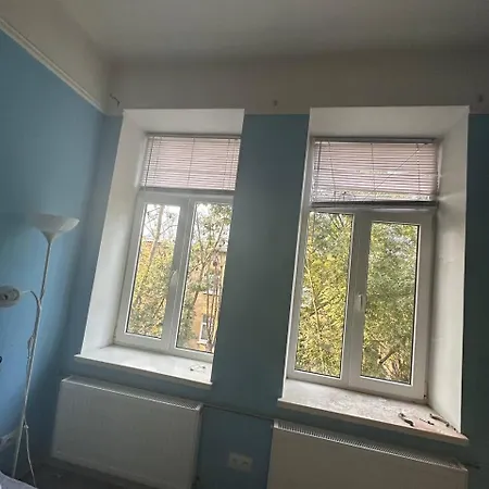 біля залізничного вокзалу вулиця олени степанівни 33б * Lviv